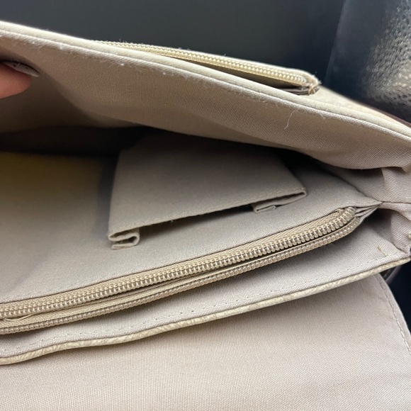 Liz Claiborne Shoulder Bag Beige Brown Paisley Print Handbag Leather Trim NWOT - Picture 4 of 12